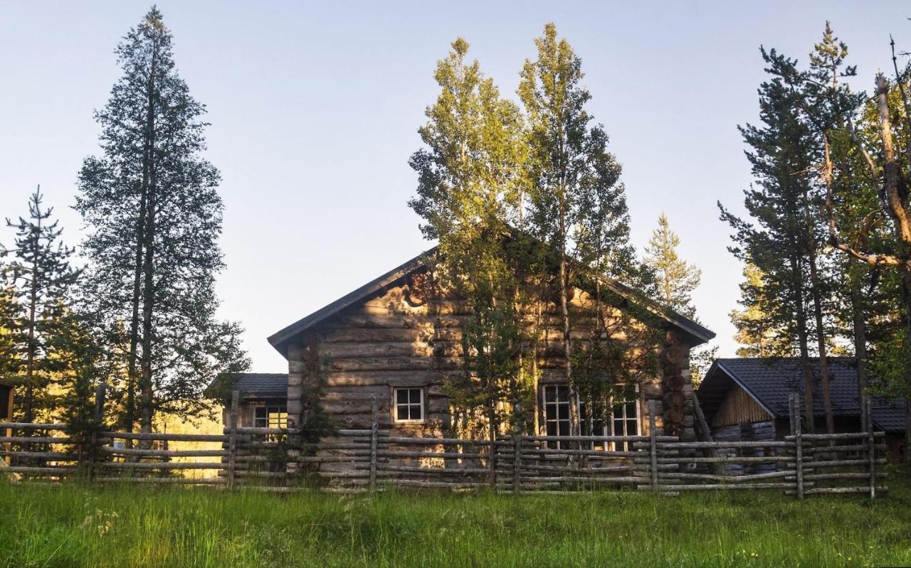 Kuukkeli Apartments Pikku-Hirvas Ja Porotokka Saariselkä Exterior foto