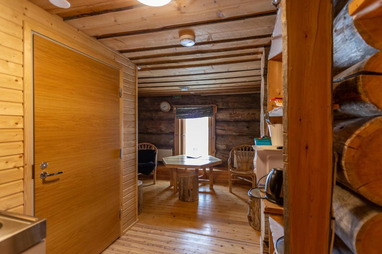 Kuukkeli Apartments Pikku-Hirvas Ja Porotokka Saariselkä Exterior foto
